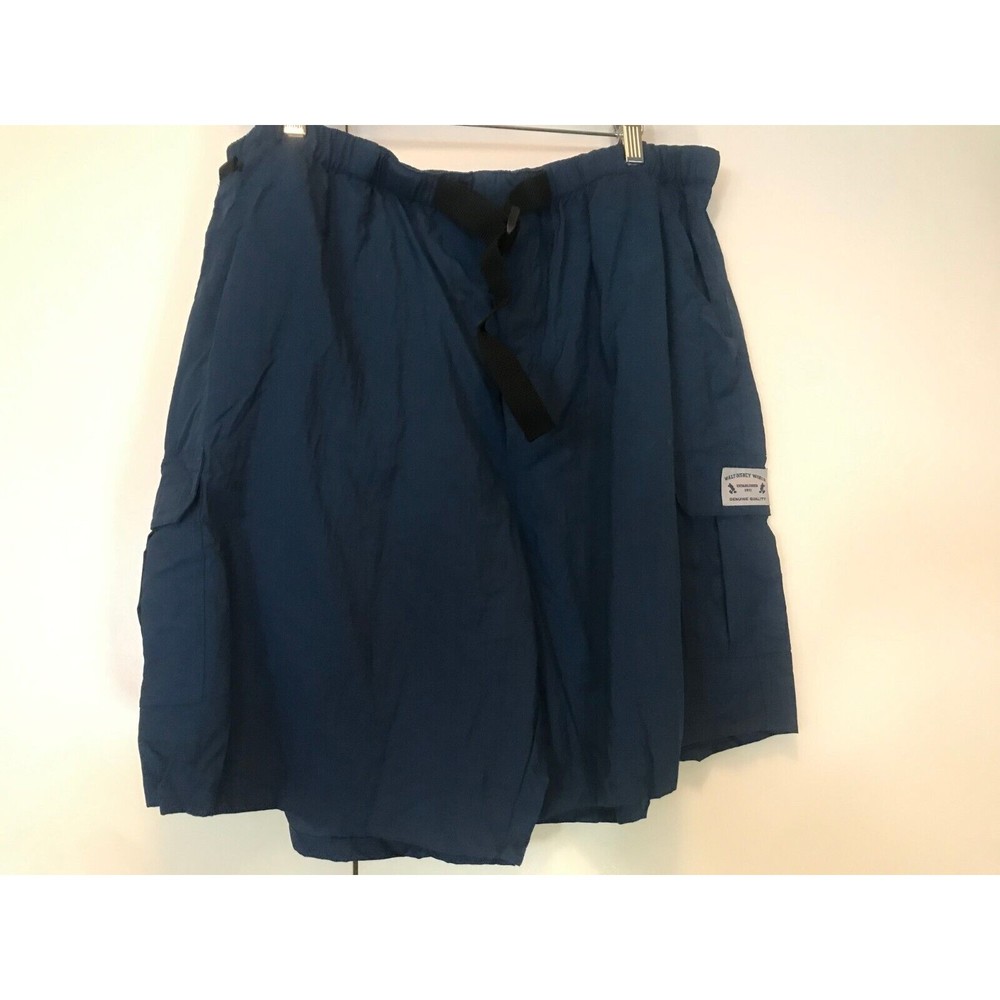 New with tag Vintage Disney World Shorts Casual Retro Lightweight XL